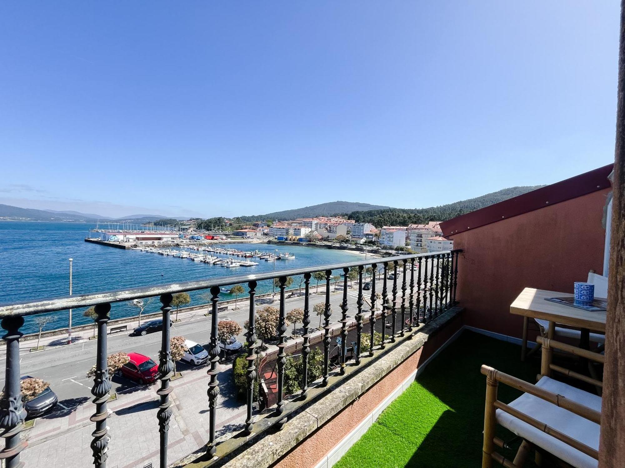 Atico Azul De Portosin Apartment Bagian luar foto
